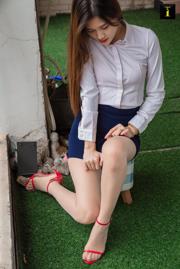 Yu Sai "Sister Yu Sai Shows You" [Iss to IESS] Beautiful legs in stockings