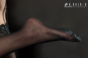 Modelo de perna Xiao Xiao "Black Silk Queen Training" [丽 柜 Liguil] Beleza na Internet