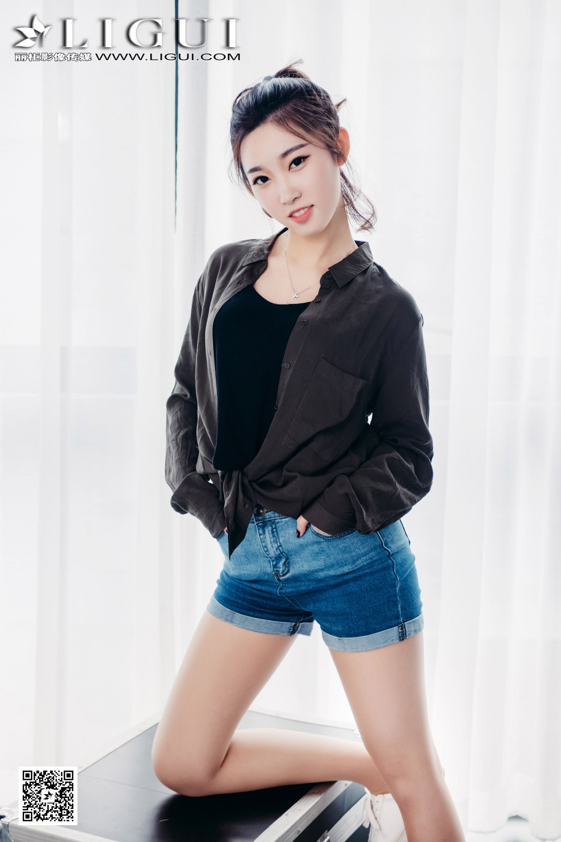 Model Xiao Xiao "Sweet Girl in Hot Pants" [Li Cabinet] Page 5 No.473e90