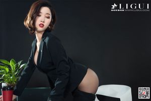 Xiao Xiao "Pé de seda sedutor de seda negra" [丽 柜 Ligui] Beleza na Internet