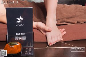Modelo YOYO "Massagem de Seda nos Pés" [丽 柜 LiGui] Foto de belas pernas e pés de jade