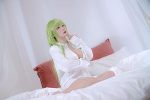 [美女Coser] 起司块wii 《白衬衣》