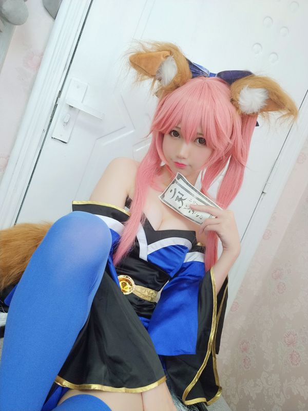 NAGISA Monster Meow "Selbstfotografieserie Nr. 004 Tamamo"