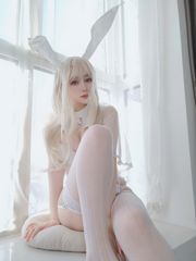 [Welfare COS] Miss Coser Baiyin - White Silk Bunny