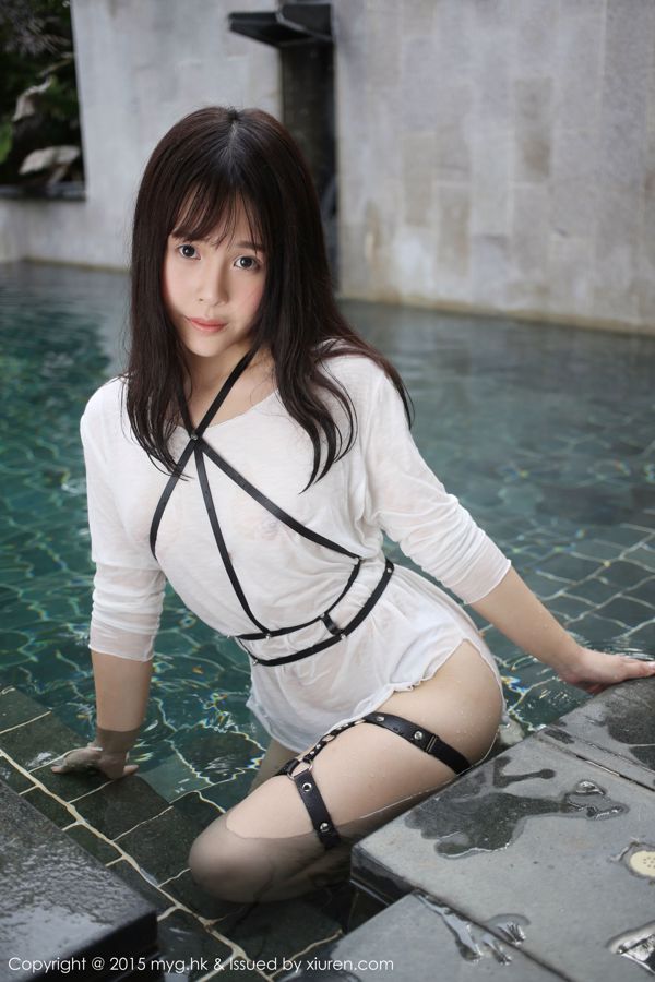 Evelyn "Black Silk Socks + Pool Pool Body Wet" [MyGirl] Vol.170