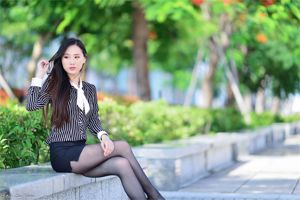 [Taiwan Zhengmei] Zhang Xiaomi-Black Silk OL Gadis Luar Ruangan