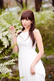 การถ่ายภาพกลางแจ้ง "Beautiful White Dress" ของ Li Enhui